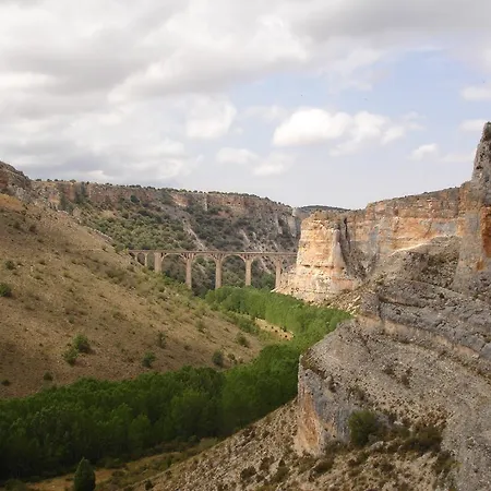 La Caseja De Ayllón