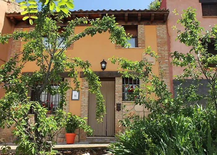 Gospodarstwo wiejskie La Caseja De Ayllón